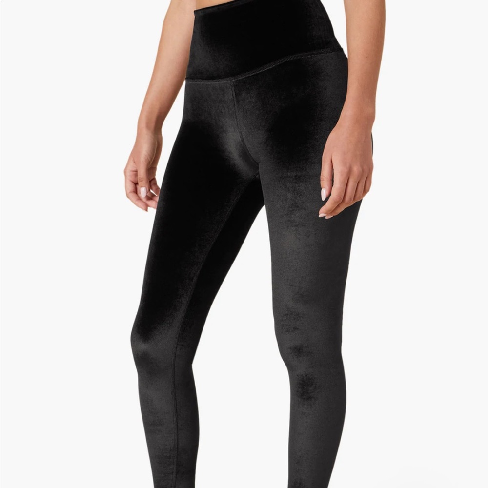 EUC Beyond Yoga Velvet Leggings S Black